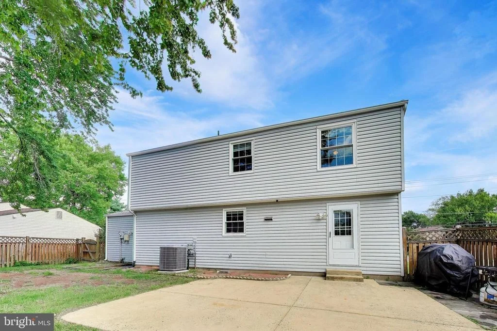 Photo of 9152 BURKE ROAD
