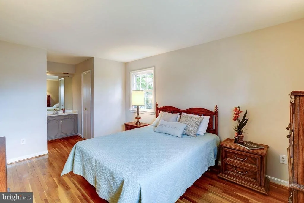 Photo of 2507 W MEREDITH DRIVE