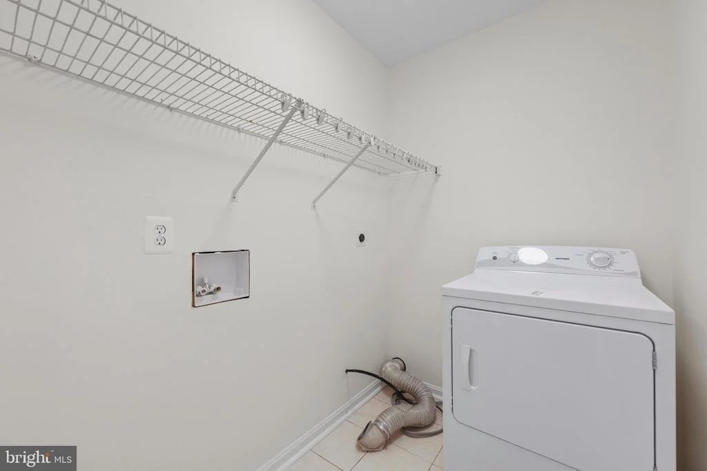 Photo of 8003 CARLSON