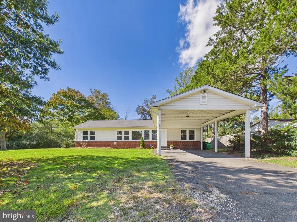 Photo of 8317 SCHULTZ ROAD