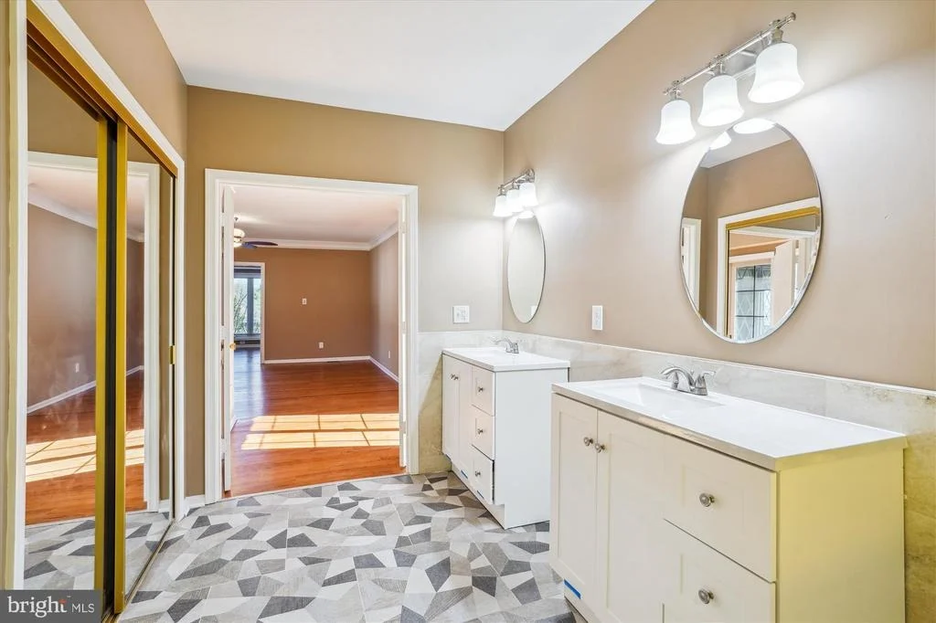 Photo of 18604 WILLOW OAK DRIVE