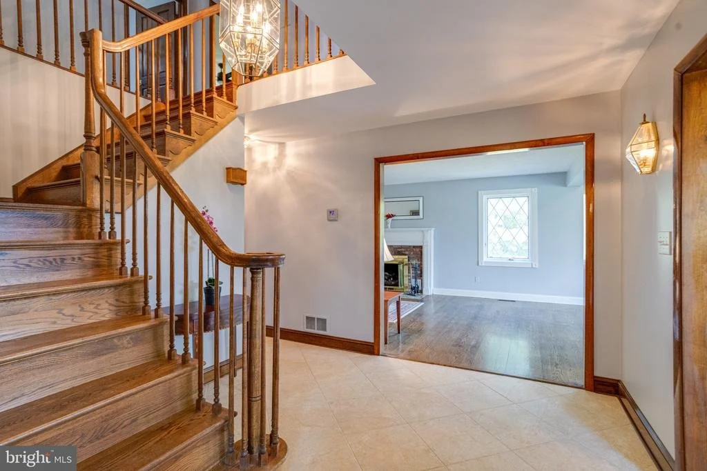Photo of 2300 KINGS ARMS DRIVE