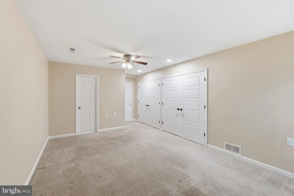Photo of 10 MADISON COURT