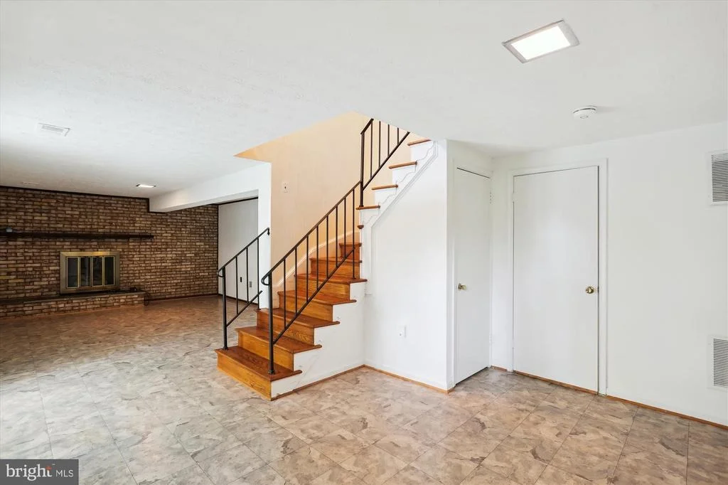 Photo of 6609 GARRETT ROAD