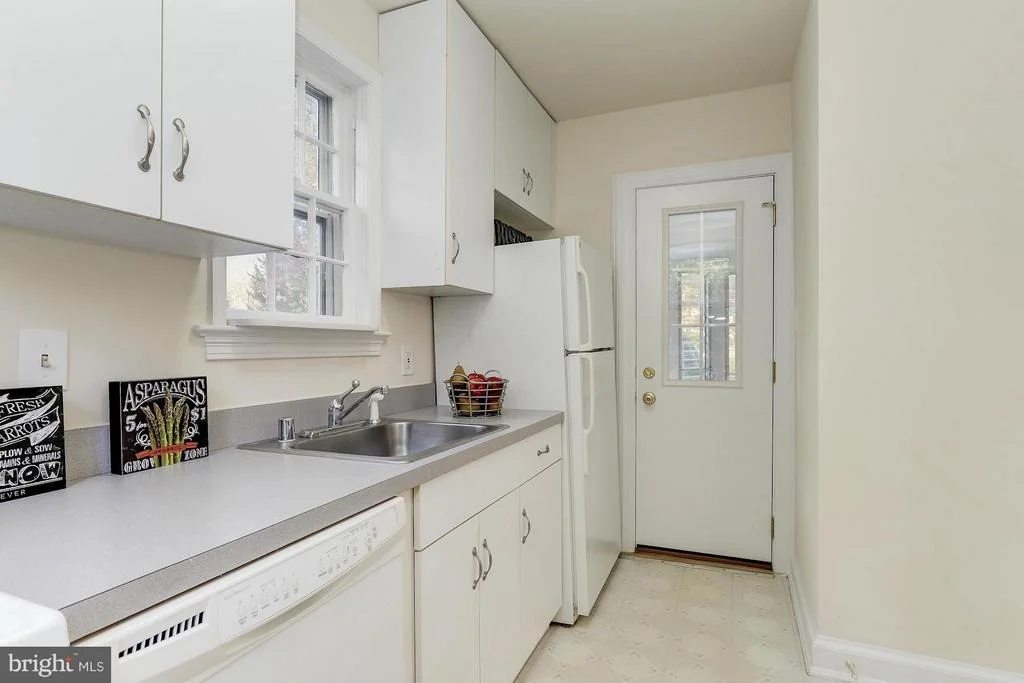 Photo of 9313 WALDEN ROAD