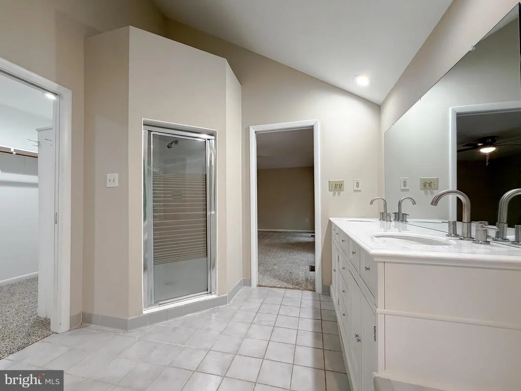Photo of 8425 MAUSEN LANE