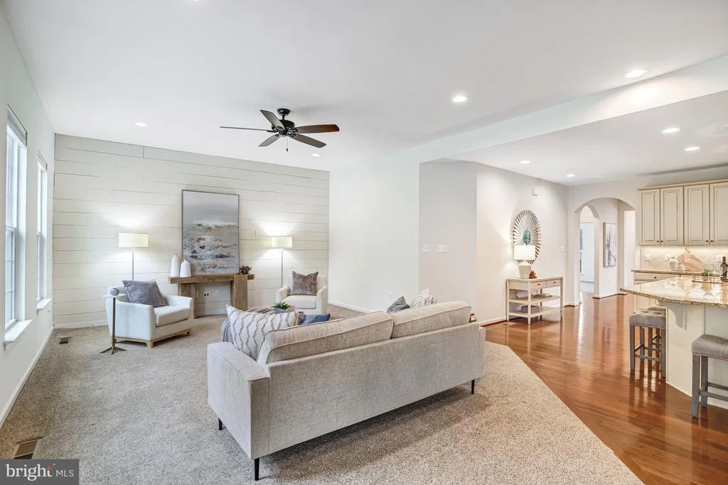Photo of 26798 BARNSLEY PLACE