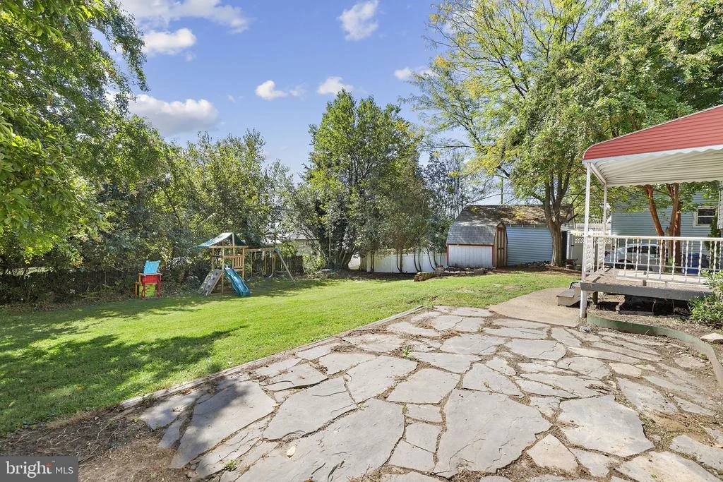Photo of 4601 LINCOLN DRIVE