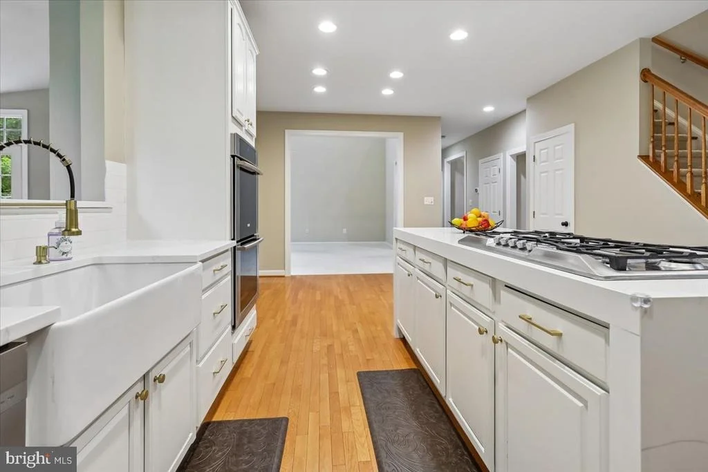 Photo of 42855 CHATELAIN CIRCLE