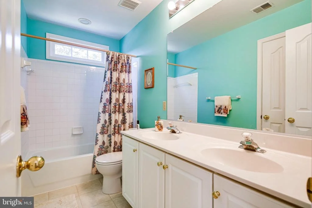 Photo of 8701 HIDDEN POOL COURT