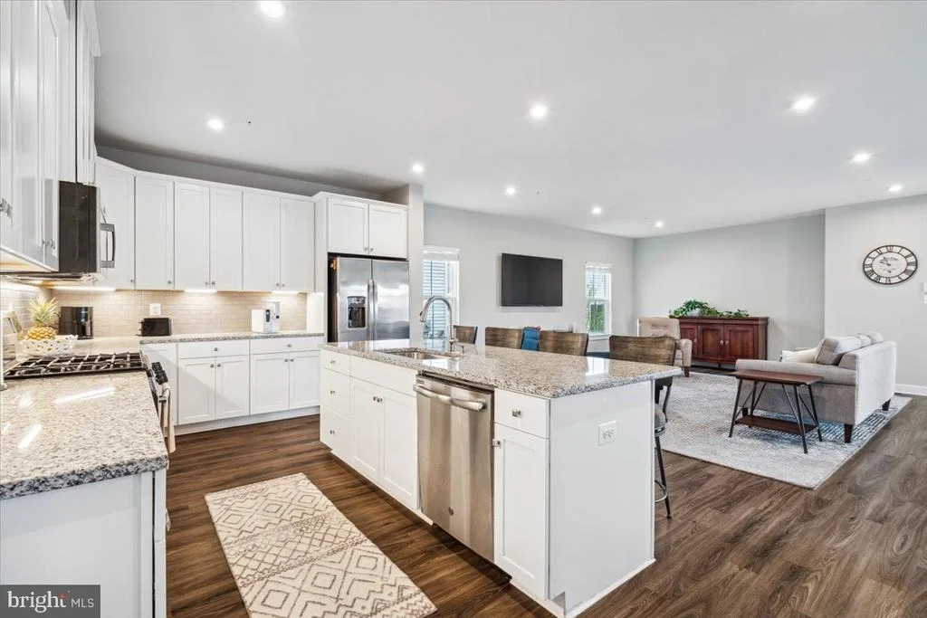 Photo of 1215 FUTURITY STREET