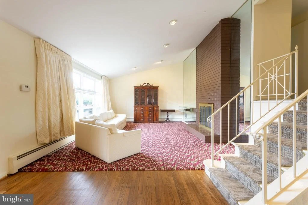 Photo of 2509 HAL CIRCLE