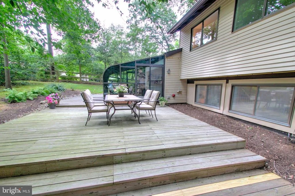 Photo of 11247 HANDLEBAR ROAD