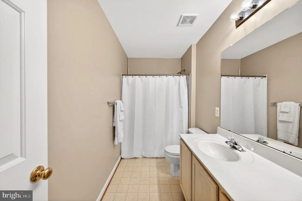 Photo of 8 N POINTE TERRACE