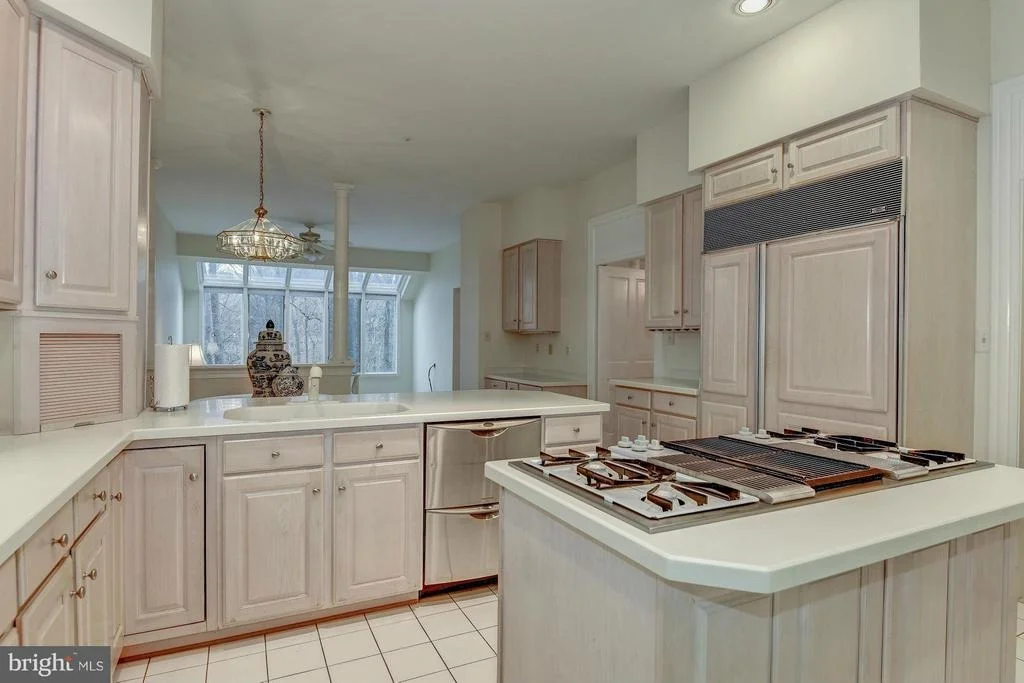 Photo of 11207 POTOMAC CREST DRIVE