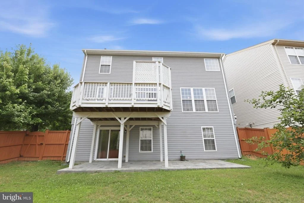 Photo of 17515 MINA LANE