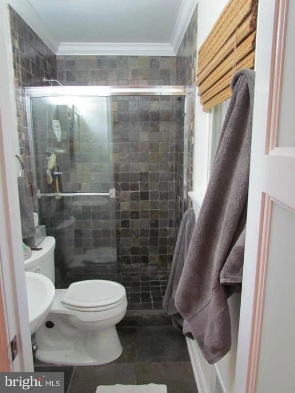 Photo of 9906 MCINTOSH DRIVE