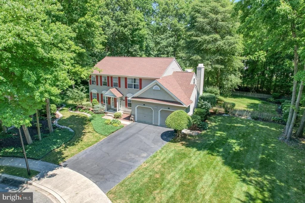 Photo of 305 PEBBLE VALLEY PLACE