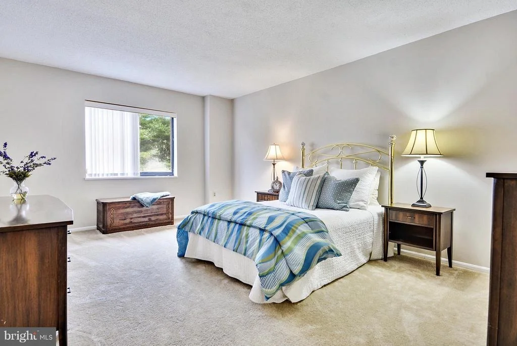 Photo of Unit 3312 at 15115 INTERLACHEN DRIVE