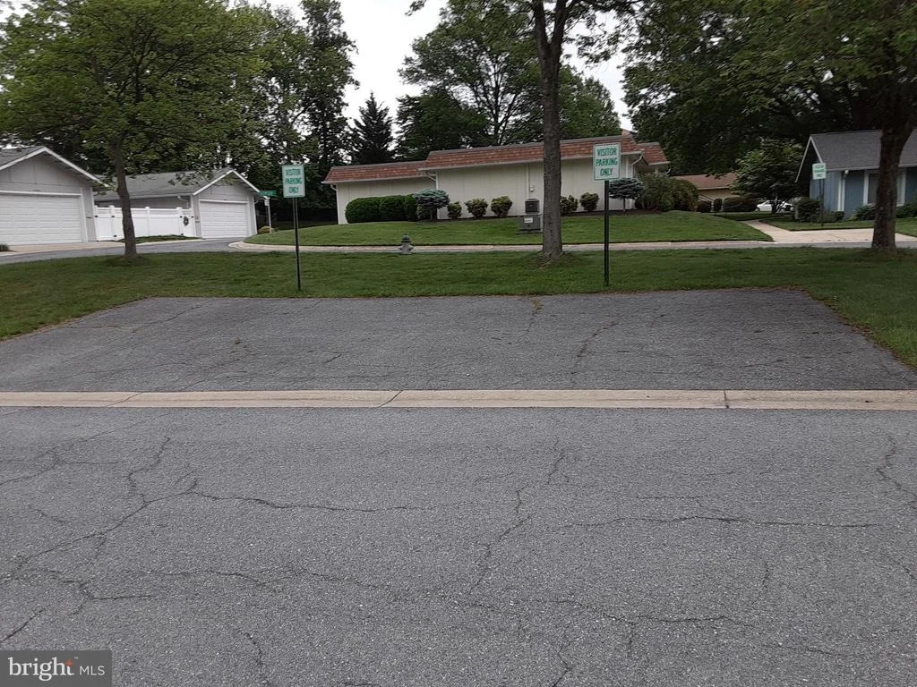 Photo of Unit 31B at 3702 MARBLE ARCH WAY