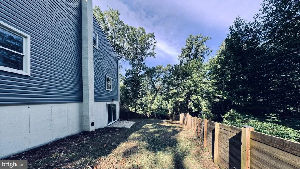 Photo of 201 SINGLETREE COURT