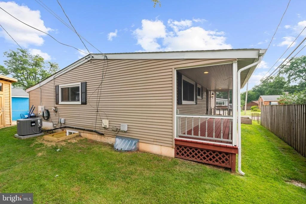 Photo of 1300 GILBERT PLACE