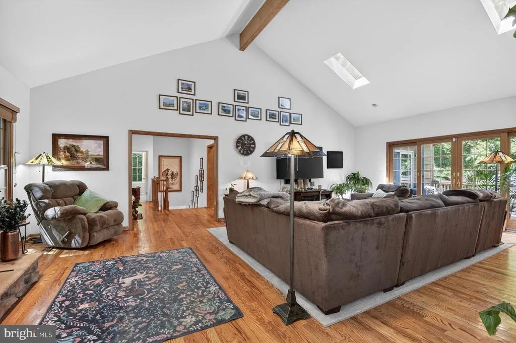Photo of 1137 SUGARLOAF MOUNTAIN ROAD