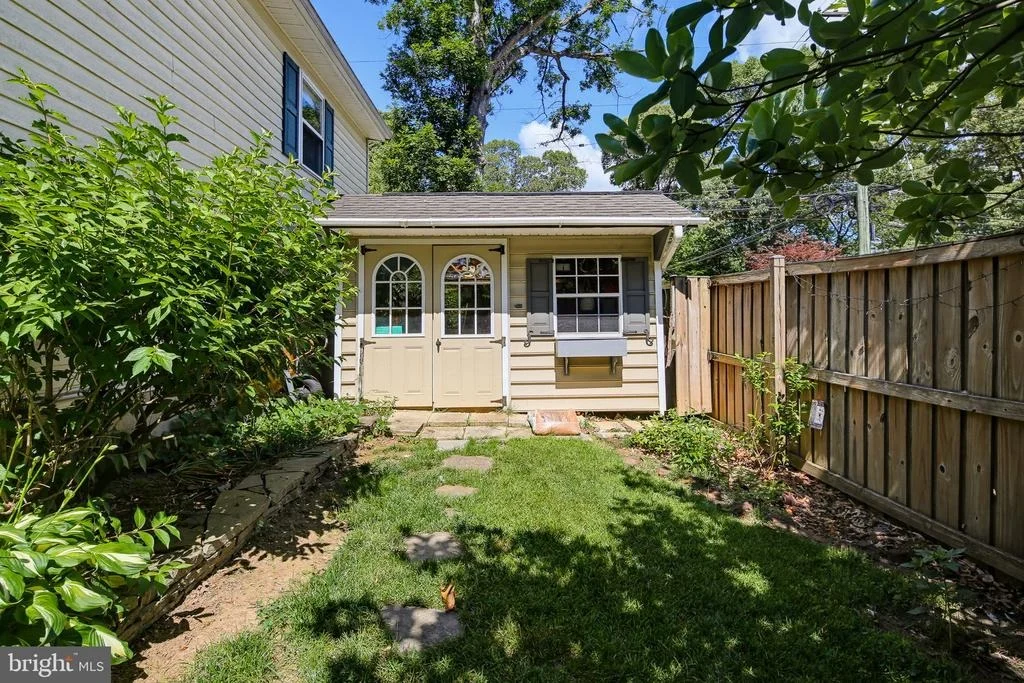 Photo of 601 CENTER DRIVE