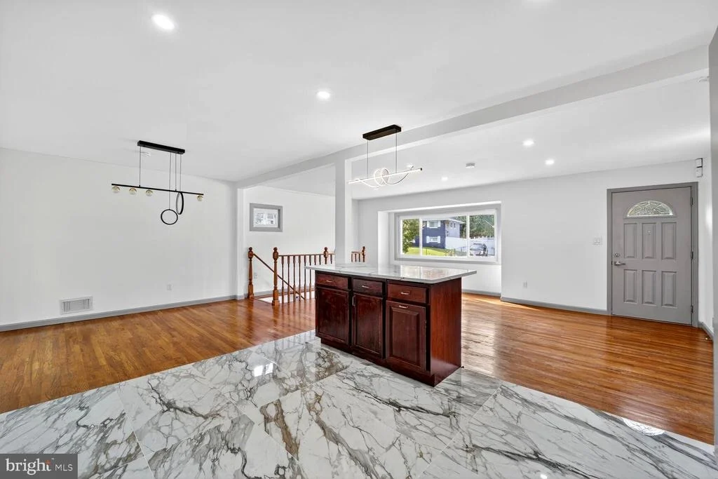 Photo of 5604 DUNDALK DRIVE