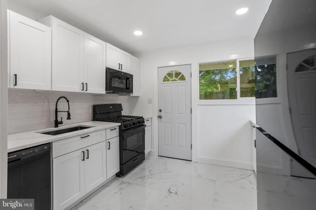 Photo of 49 FARRELL AVENUE