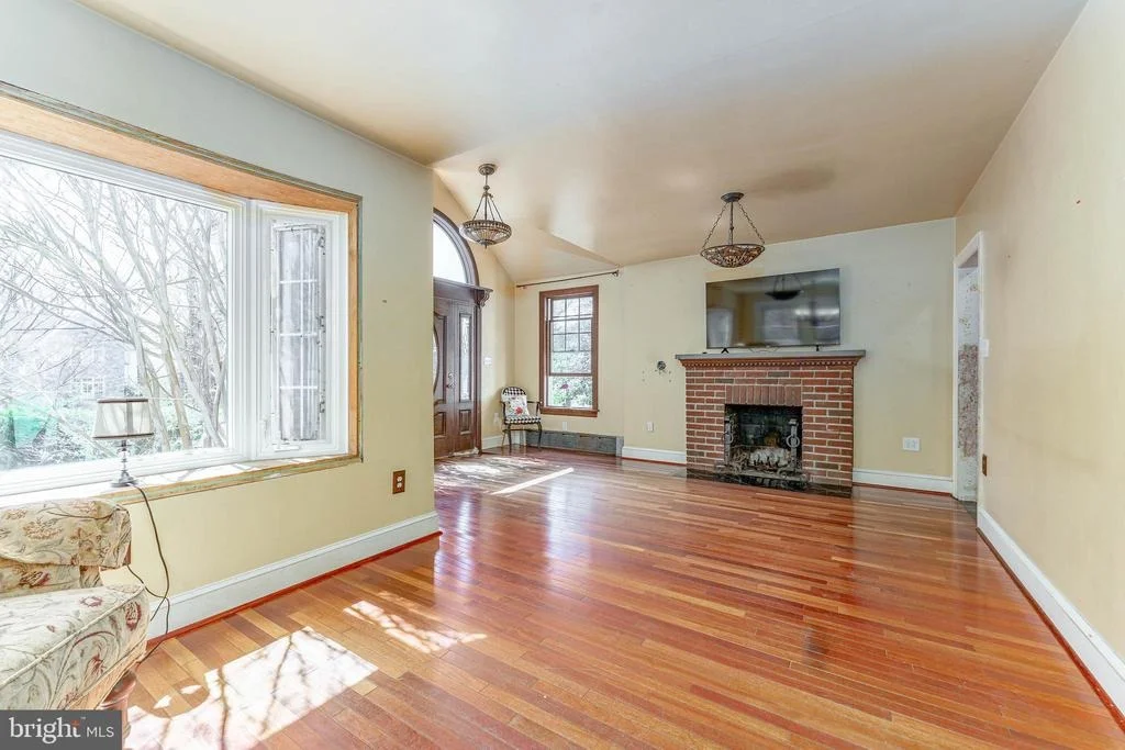 Photo of 537 RED FOX LANE
