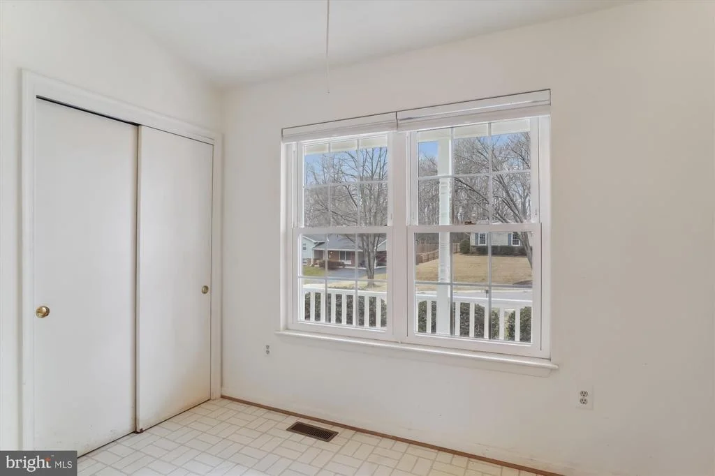 Photo of 19005 HIGH POINT DRIVE