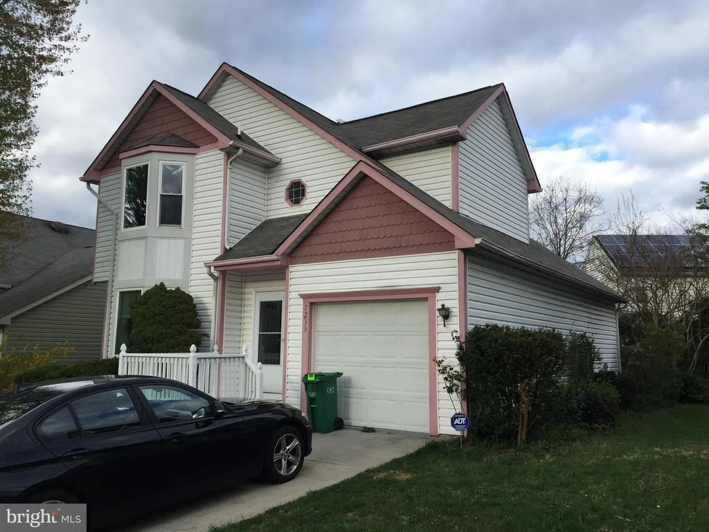 Photo of 7233 CARRIAGE HILL DRIVE