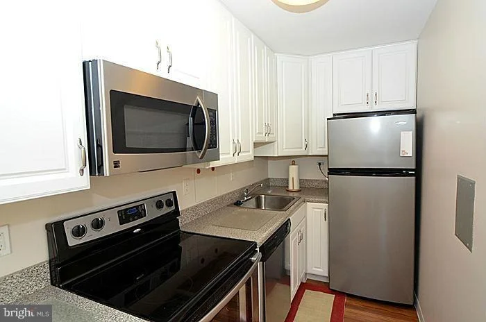 Photo of Unit 206 at 9701 FIELDS ROAD
