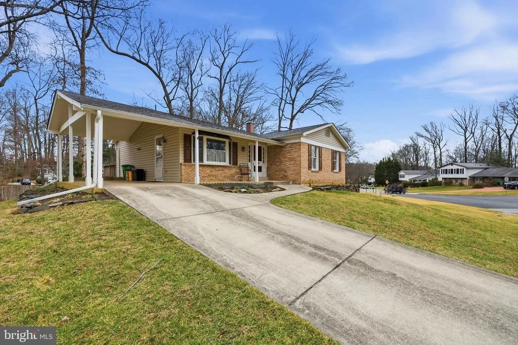 Photo of 6304 FOREST MILL LANE