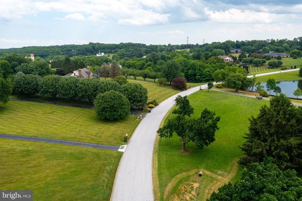 Photo of 2300 KINGS ARMS DRIVE
