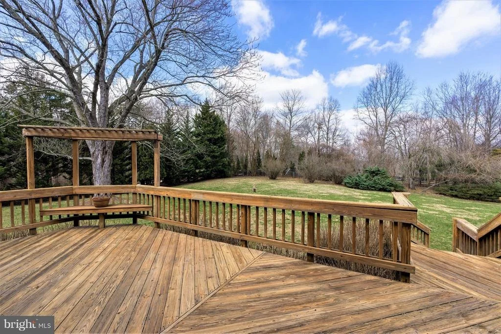 Photo of 1008 TOWLSTON ROAD