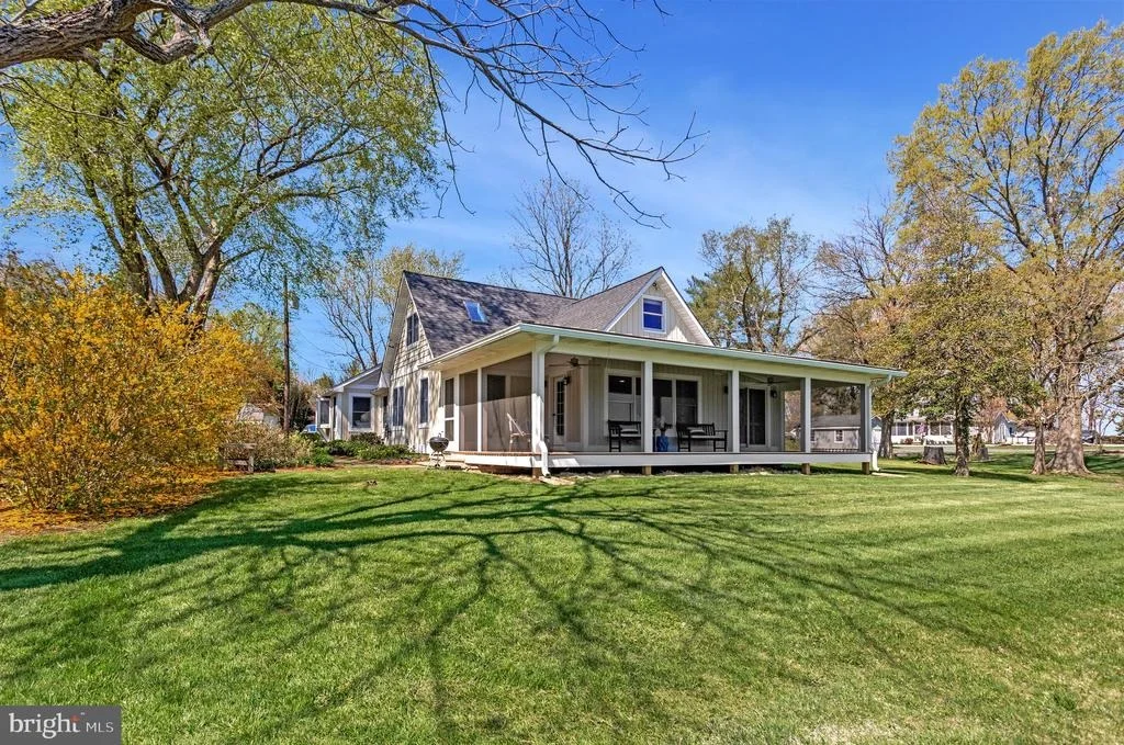 Photo of 1268 HAYES ROAD