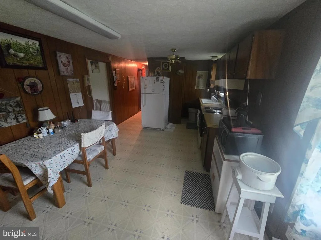 Photo of 413 VALLEY MILL ROAD