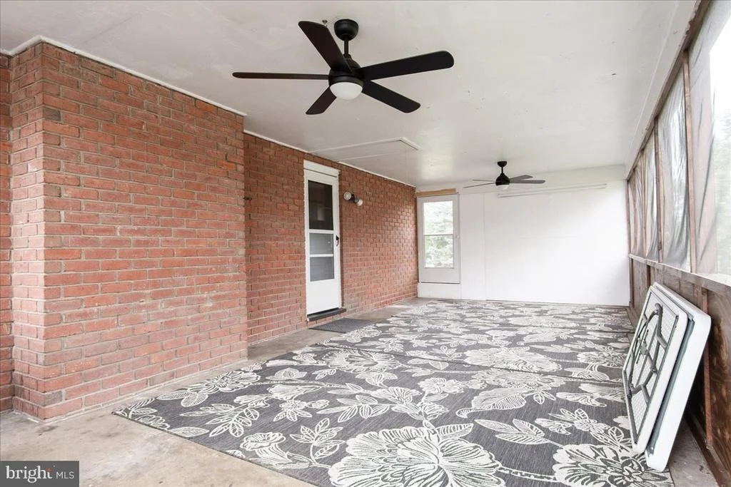 Photo of 10602 OAKTREE CIRCLE