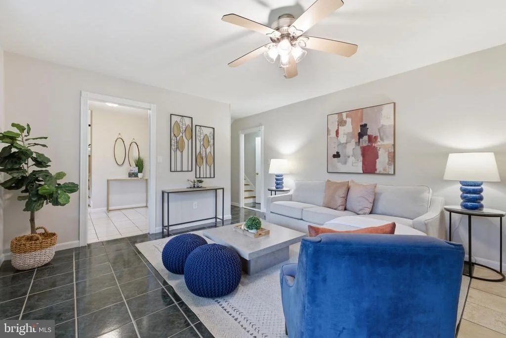 Photo of 7338 STUART CIRCLE