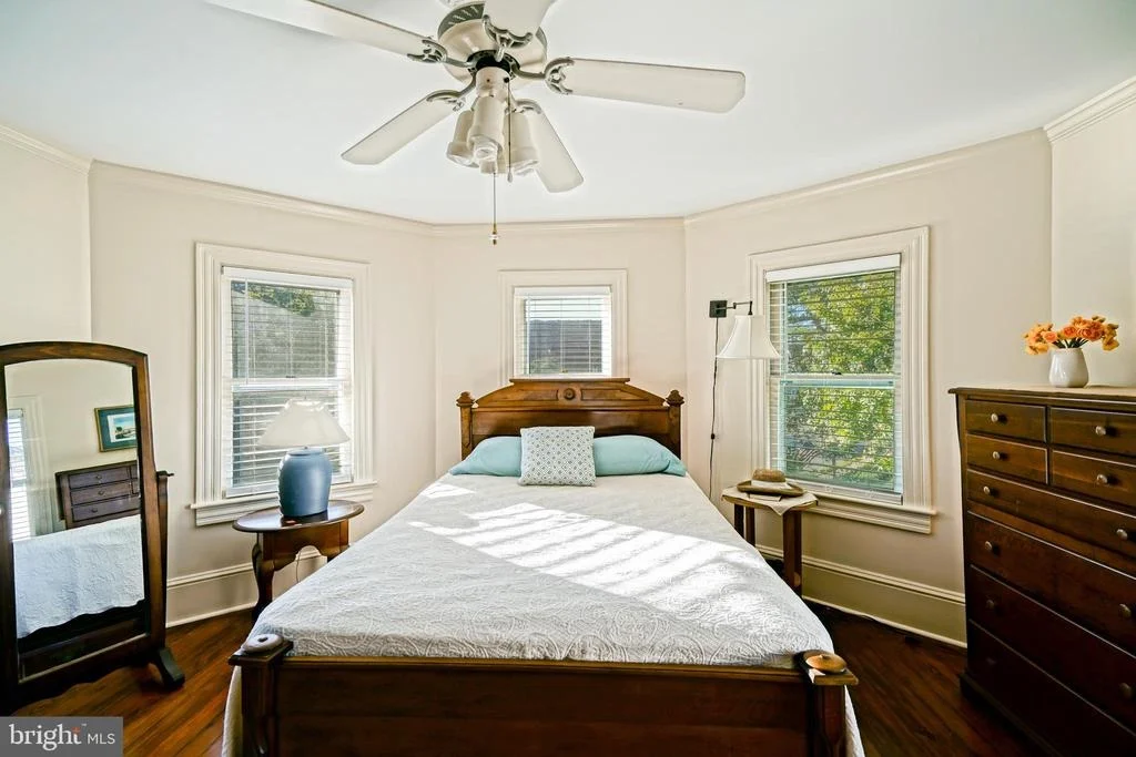 Photo of 111 KINGS HIGHWAY
