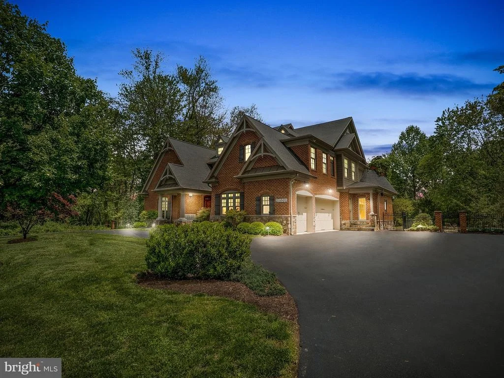 Photo of 21001 DELTA DRIVE