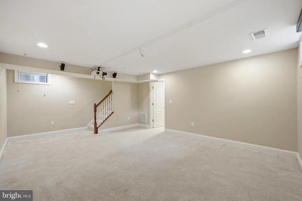 Photo of 10802 SECOND STREET