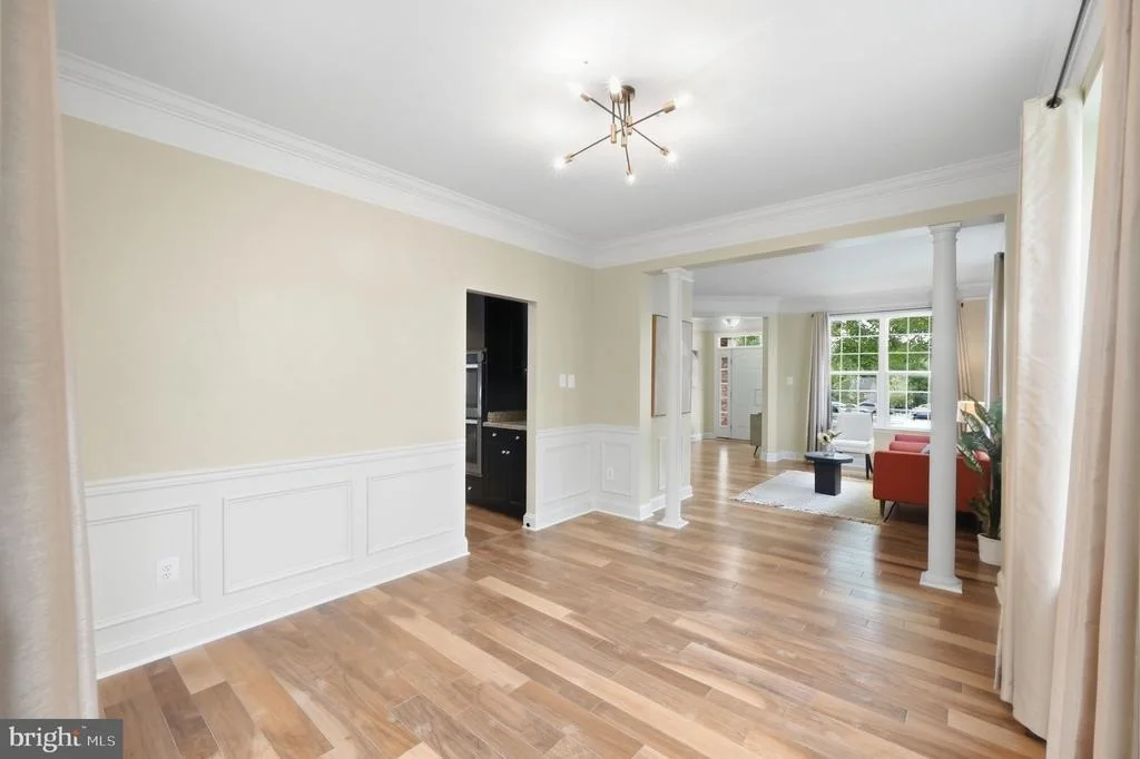 Photo of 3012 LAKE FOREST DRIVE