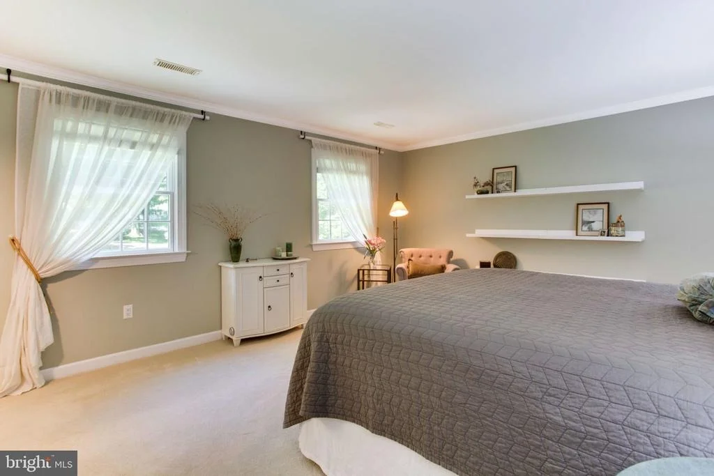 Photo of 10425 MOUNT VERNON DRIVE