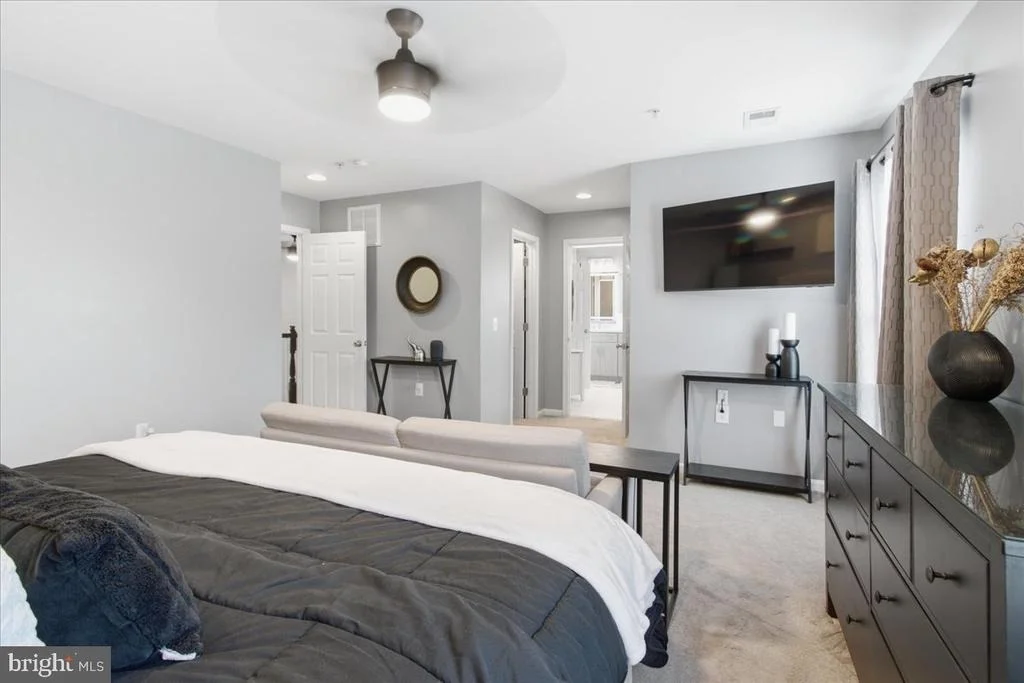 Photo of 2212 SAINT JOSEPHS DRIVE