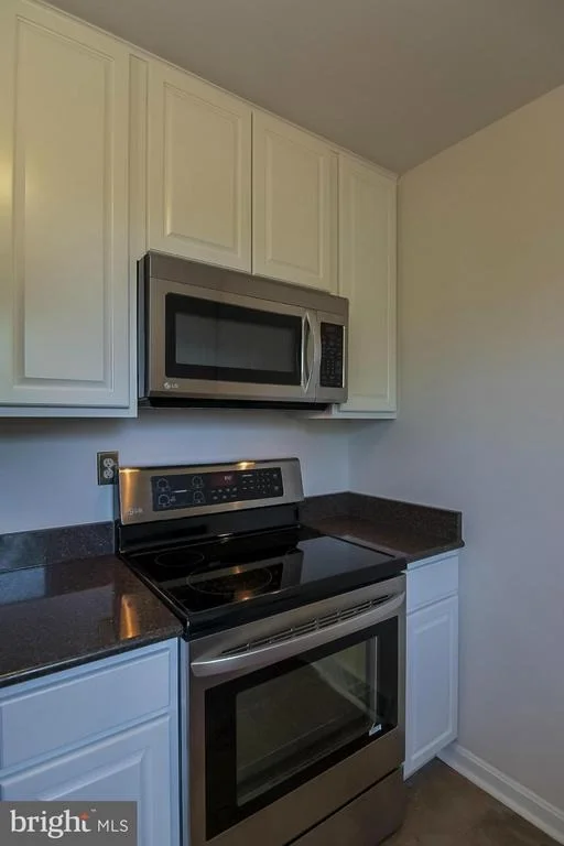 Photo of 7306 COUNTRYSIDE DRIVE