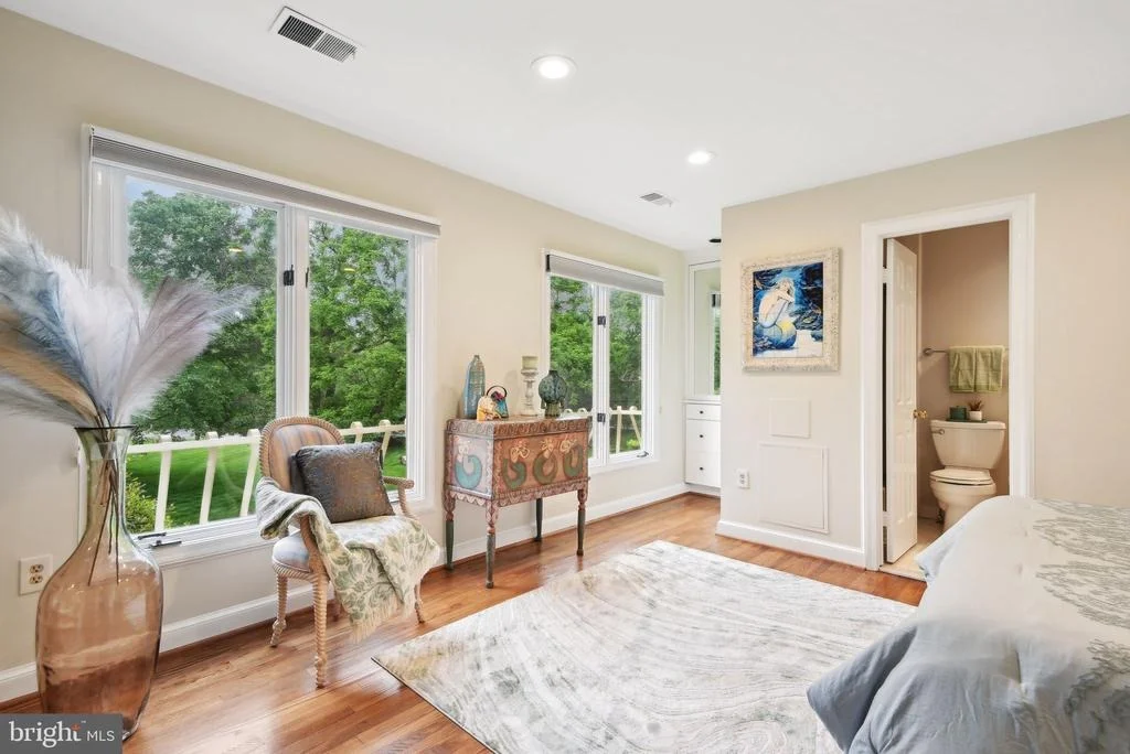 Photo of 9939 BENTCROSS DRIVE