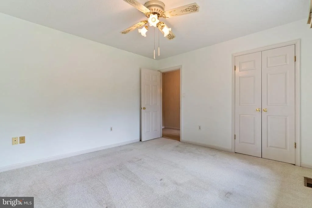 Photo of 100 ORIOLE LANE